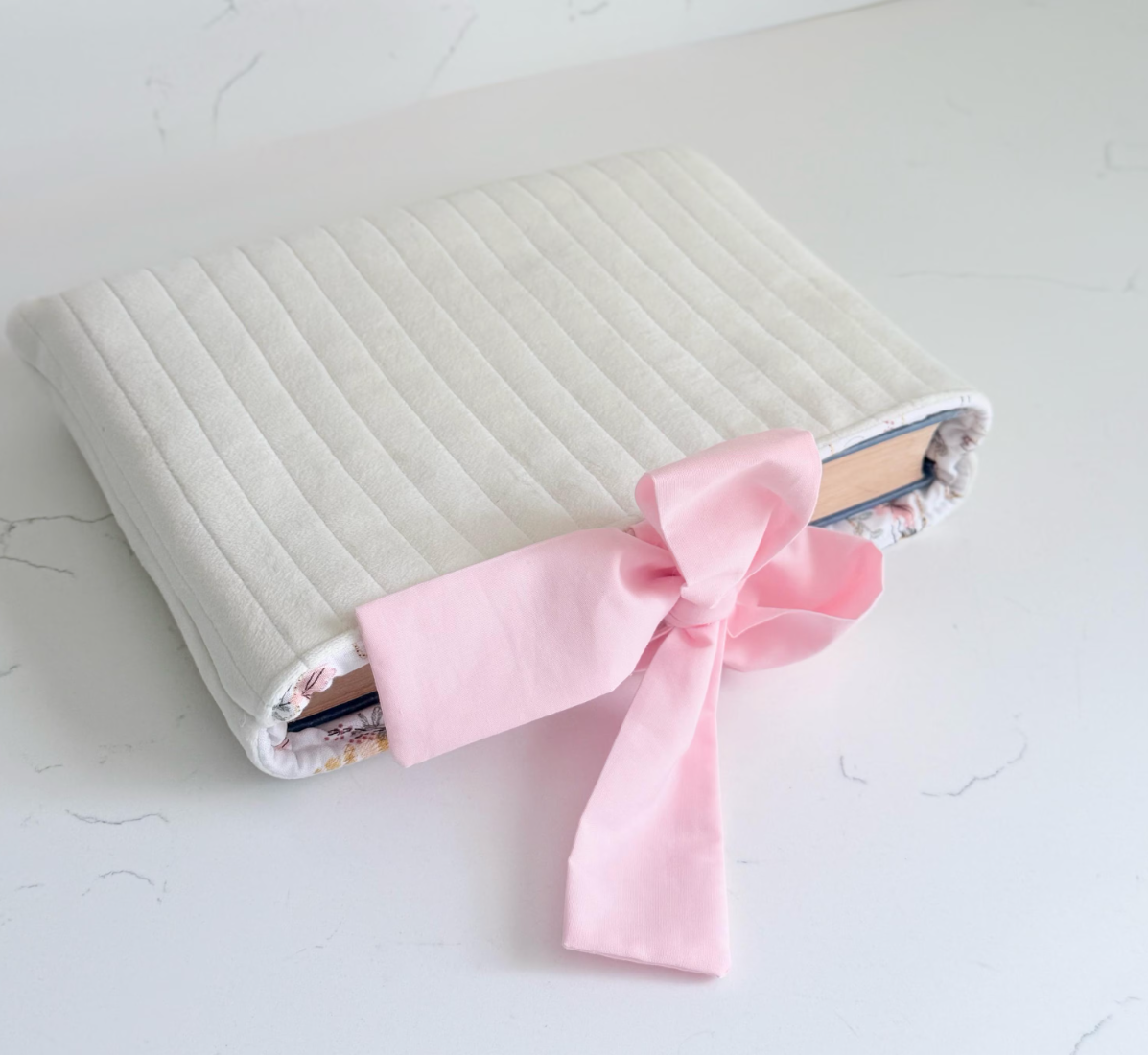 Sweet As Can Bee Quilted Book Sleeve with Bow Closure
