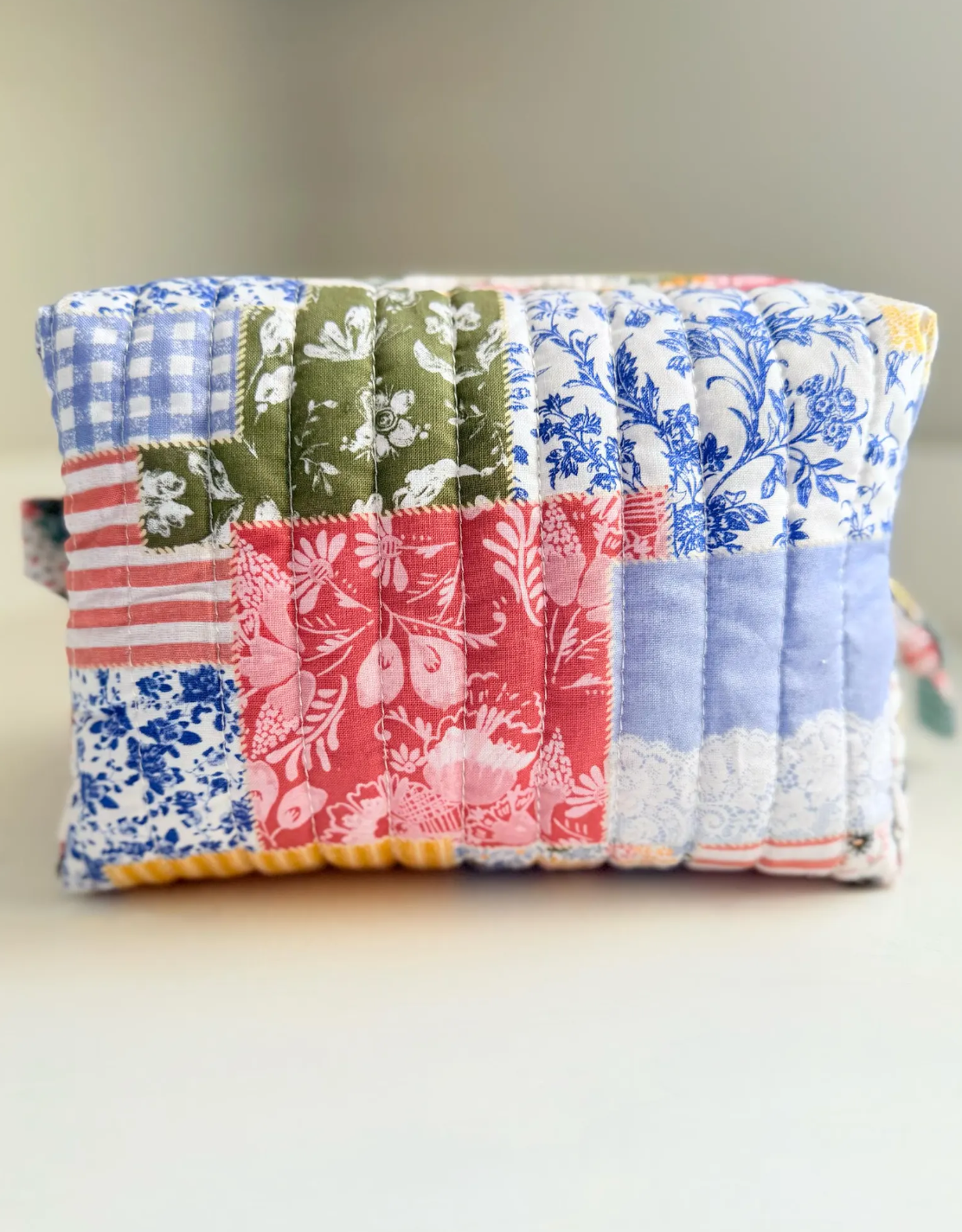 Regency Rose Quilted Makeup Bag – 100% Cotton Carryall