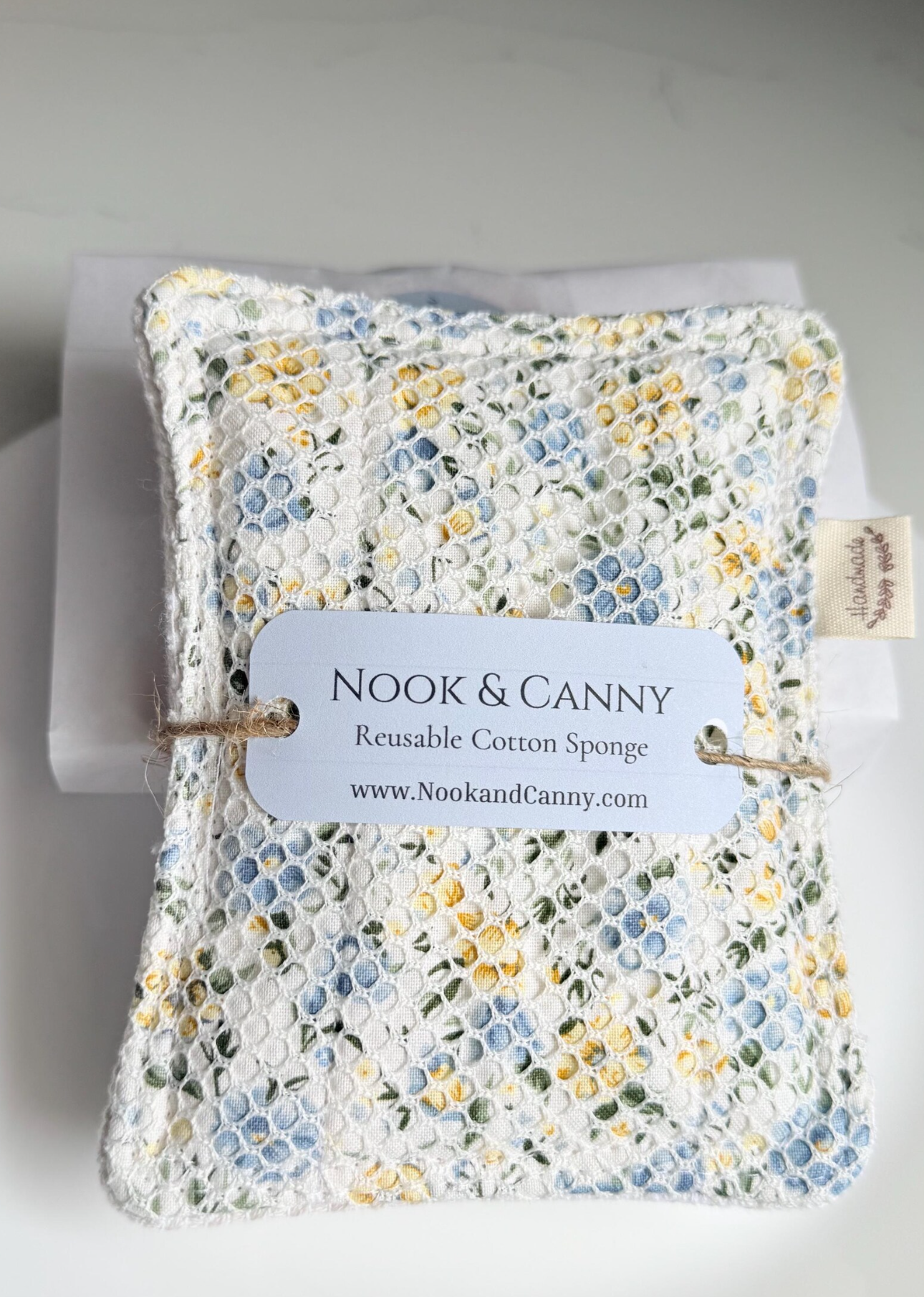 Reusable Cotton Sponges – Golden Bloom 3-Pack