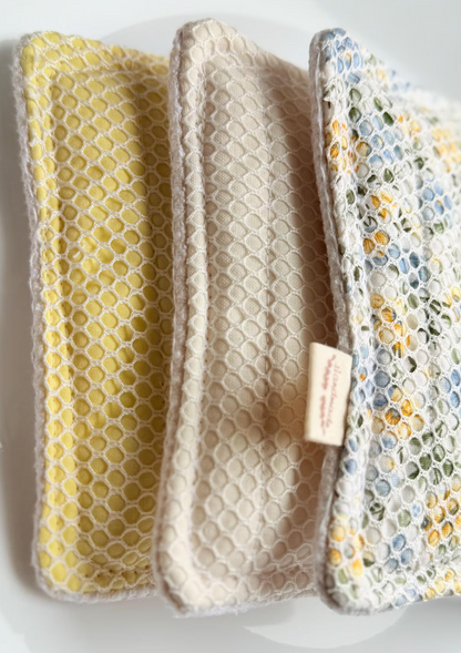 Reusable Cotton Sponges – Golden Bloom 3-Pack
