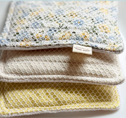 Reusable Cotton Sponges – Golden Bloom 3-Pack